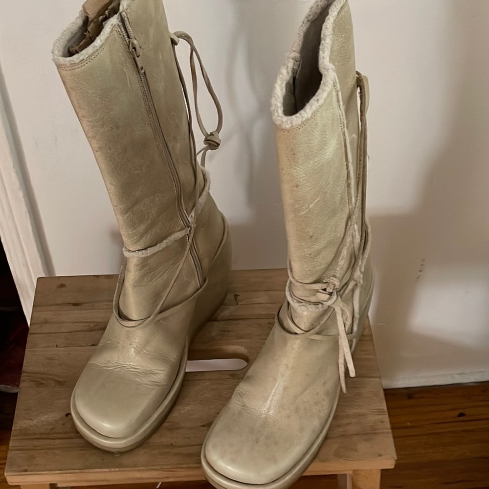 DESTROY wedge boots damaged